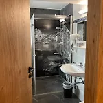 - Restaurant - Sonnblick 게스트하우스 하일리겐불루트