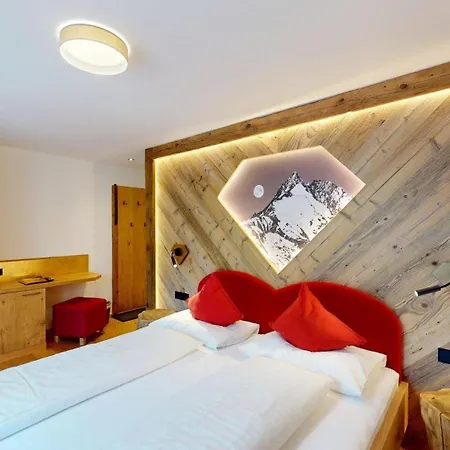 Πανσιόν - Restaurant - Sonnblick