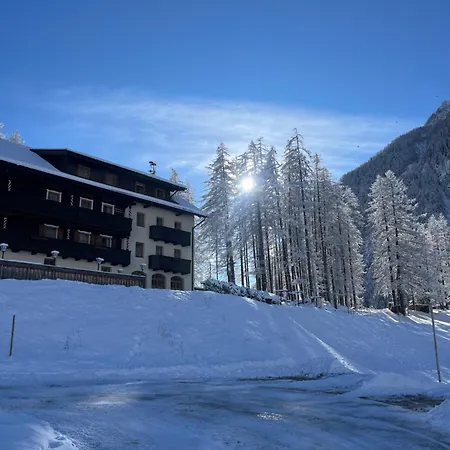 - Restaurant - Sonnblick 3* Heiligenblut