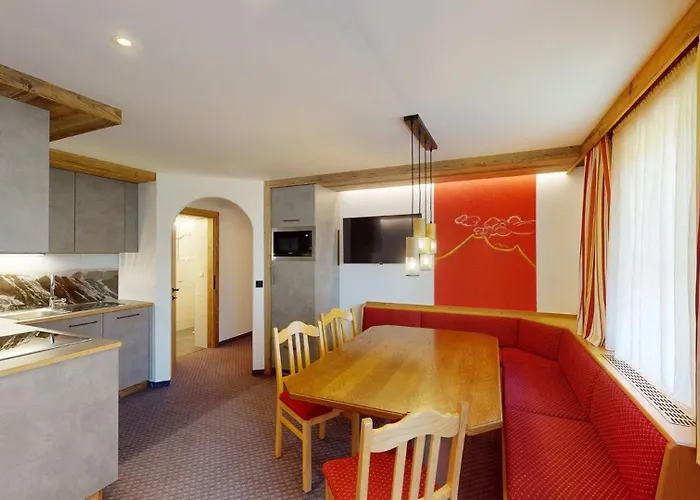 - Restaurant - Sonnblick בית הארחה 3*